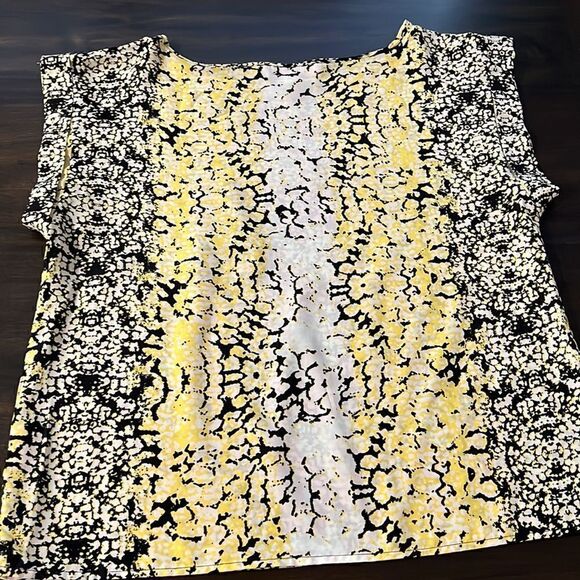 Philosophy Leopard print womens short sleeves top - Picture 4 of 4